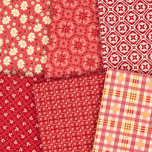 Farmer's Daughter By Lori Holt Fat Quarter Bundle