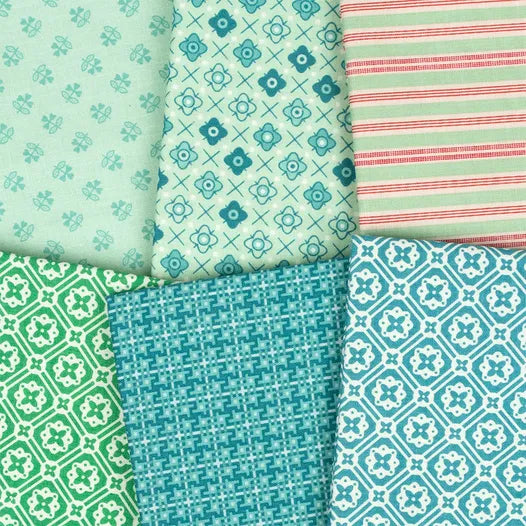 Farmer's Daughter By Lori Holt Fat Quarter Bundle